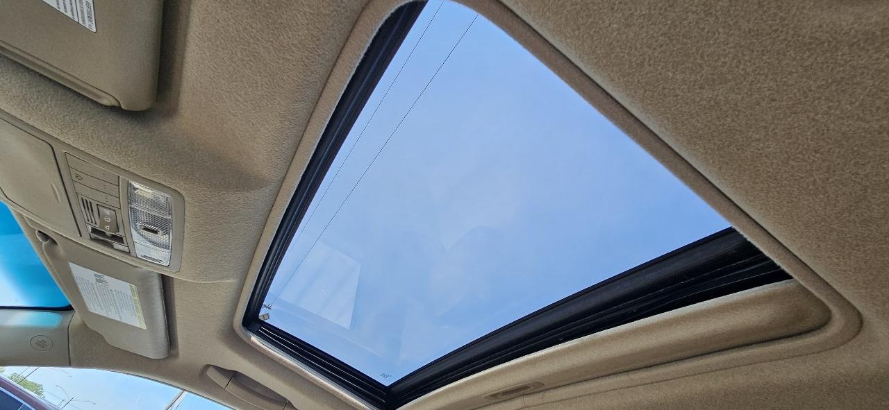 Toyota Highlander FWD 4dr V6 Limited (Natl) 2010