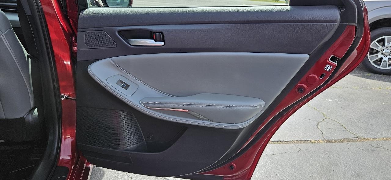 Toyota Avalon XLE 2019