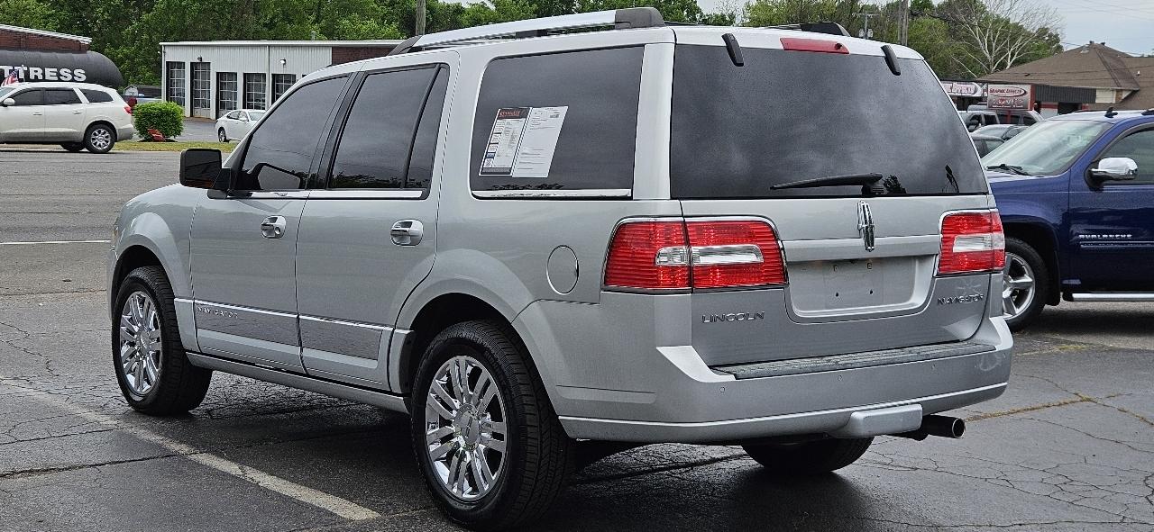 Lincoln Navigator 2WD 4dr 2010
