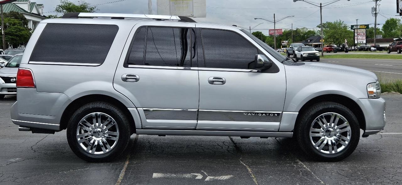 Lincoln Navigator 2WD 4dr 2010