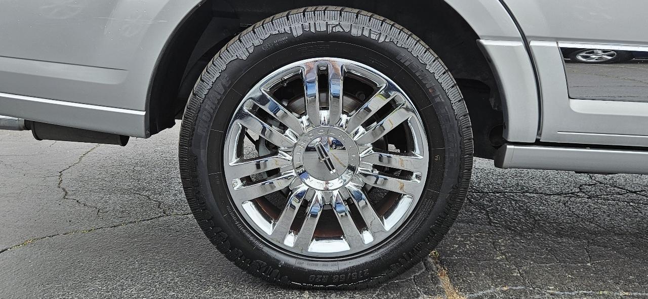 Lincoln Navigator 2WD 4dr 2010