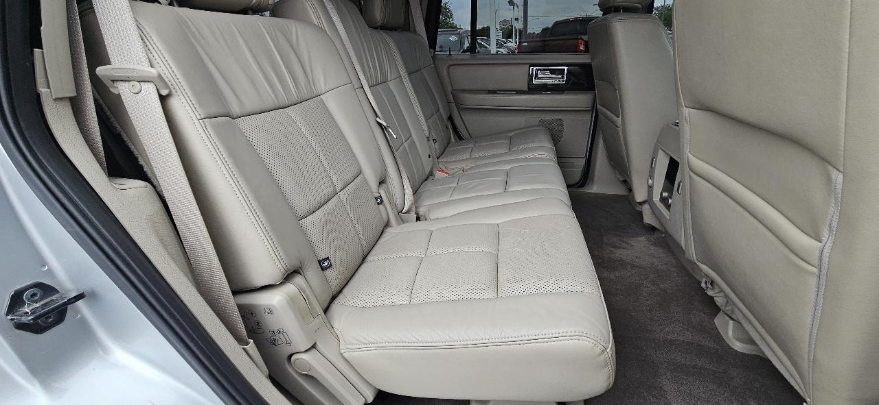 Lincoln Navigator 2WD 4dr 2010