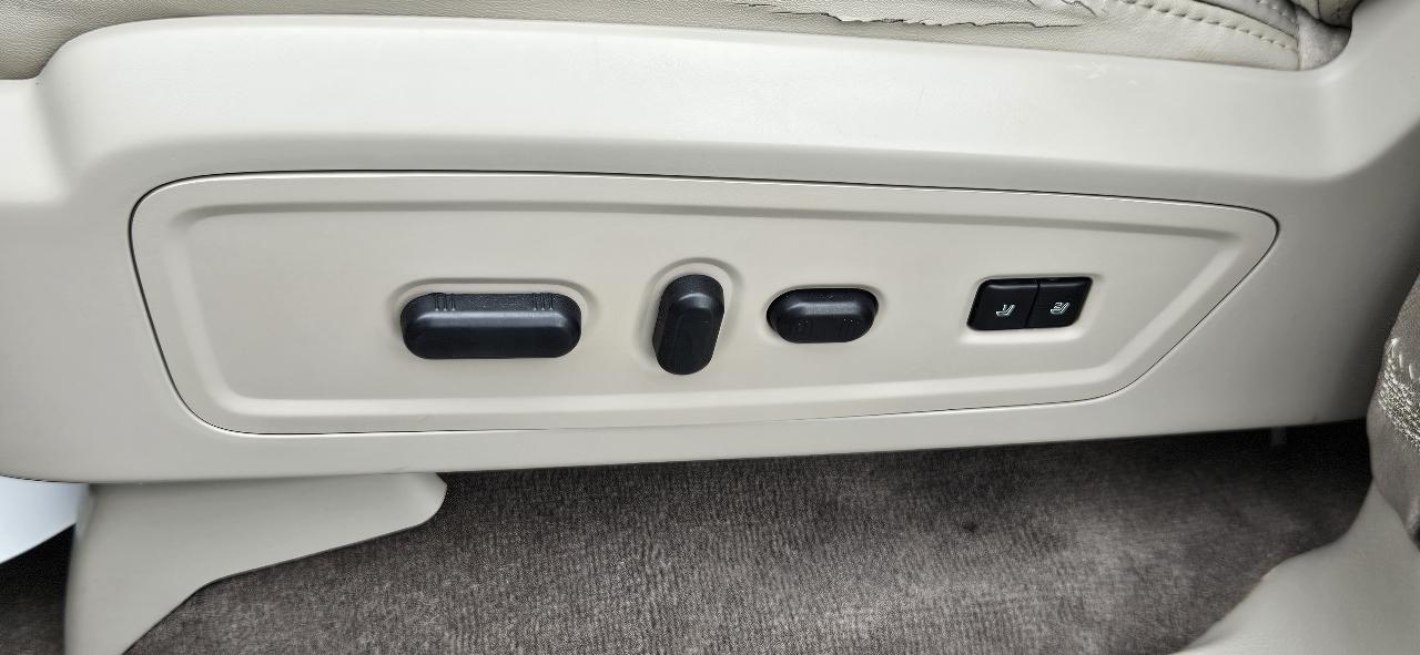 Lincoln Navigator 2WD 4dr 2010