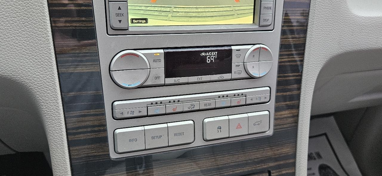 Lincoln Navigator 2WD 4dr 2010