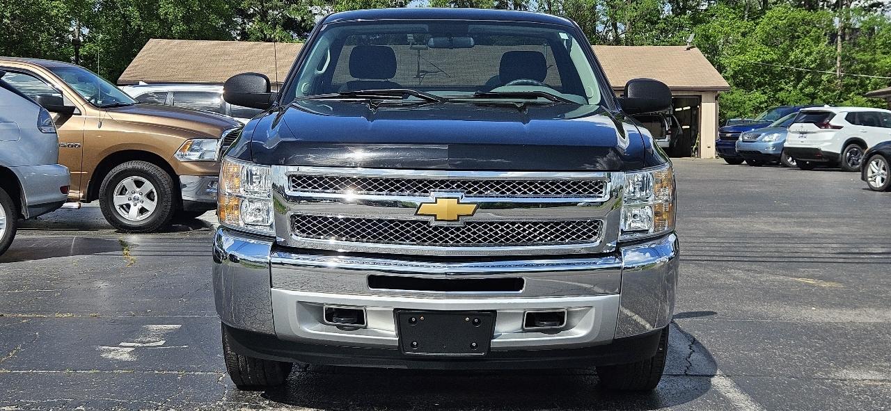 Chevrolet Silverado 1500 4WD Reg Cab 119.0" LT 2012