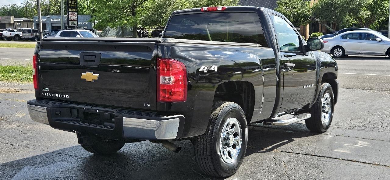 Chevrolet Silverado 1500 4WD Reg Cab 119.0" LT 2012
