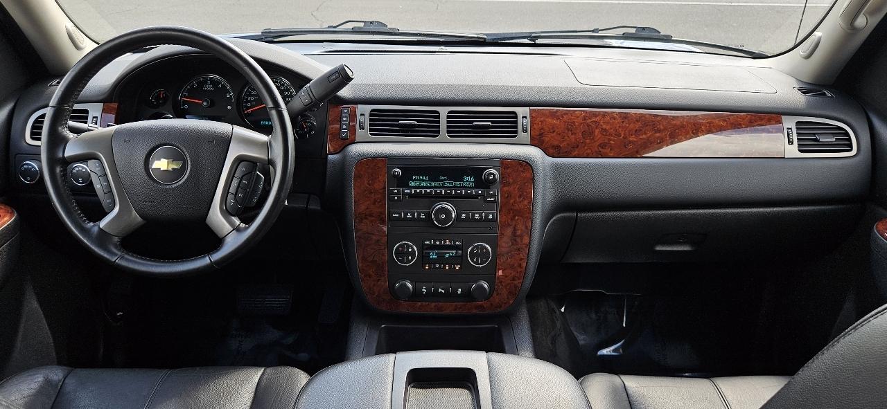 Chevrolet Avalanche Black Diamond LT 4D SUV 4WD 2013