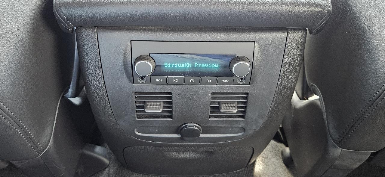 Chevrolet Avalanche Black Diamond LT 4D SUV 4WD 2013