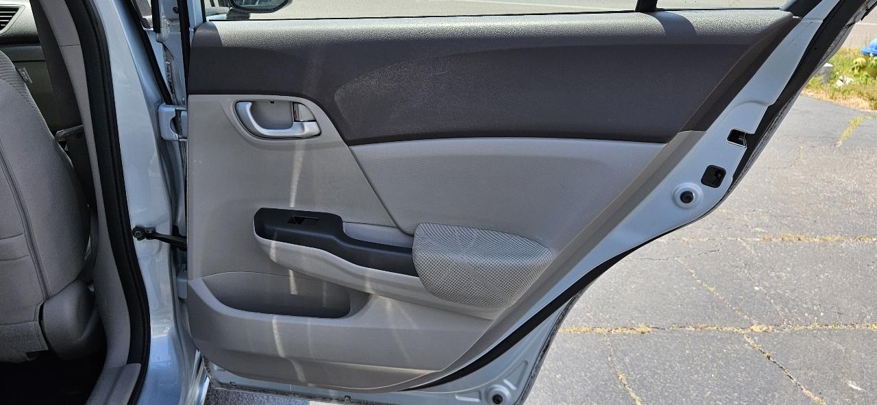 Honda Civic 4dr Sedan LX Auto 2012