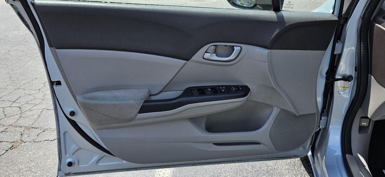 Honda Civic 4dr Sedan LX Auto 2012