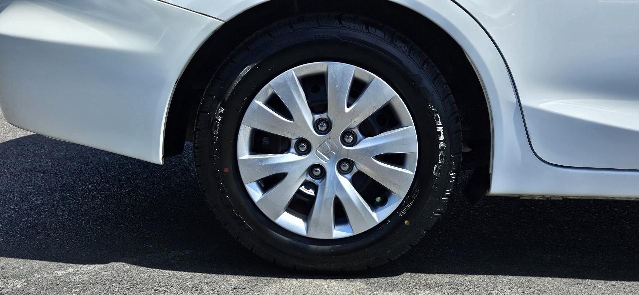 Honda Civic LX 2012