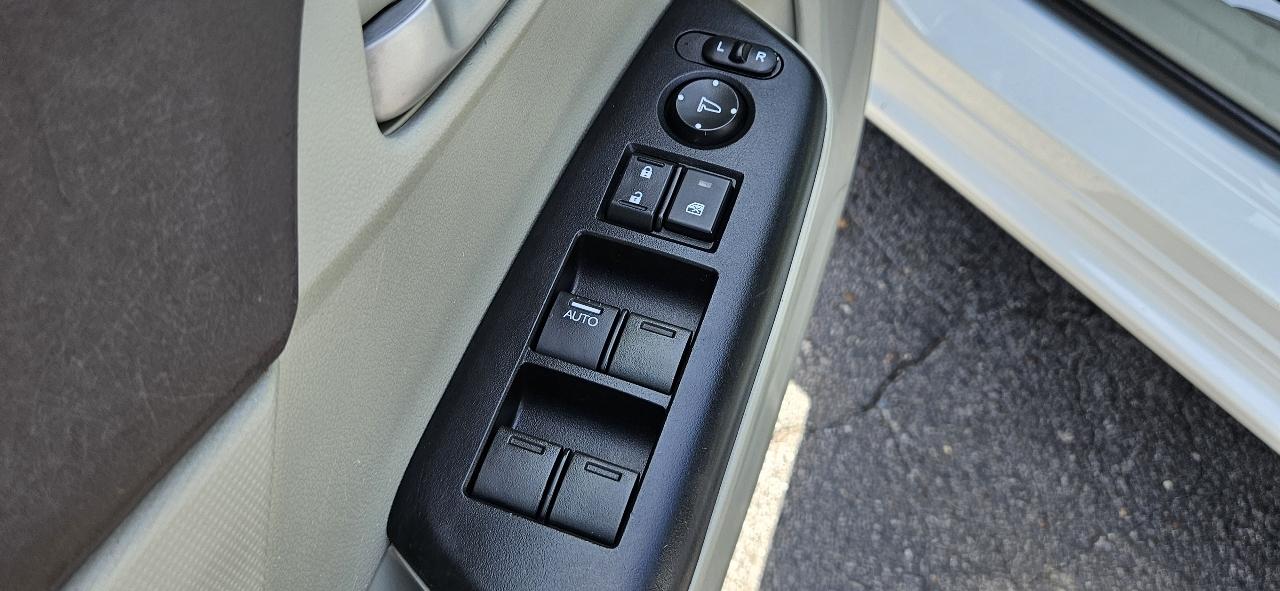 Honda Civic LX 2012