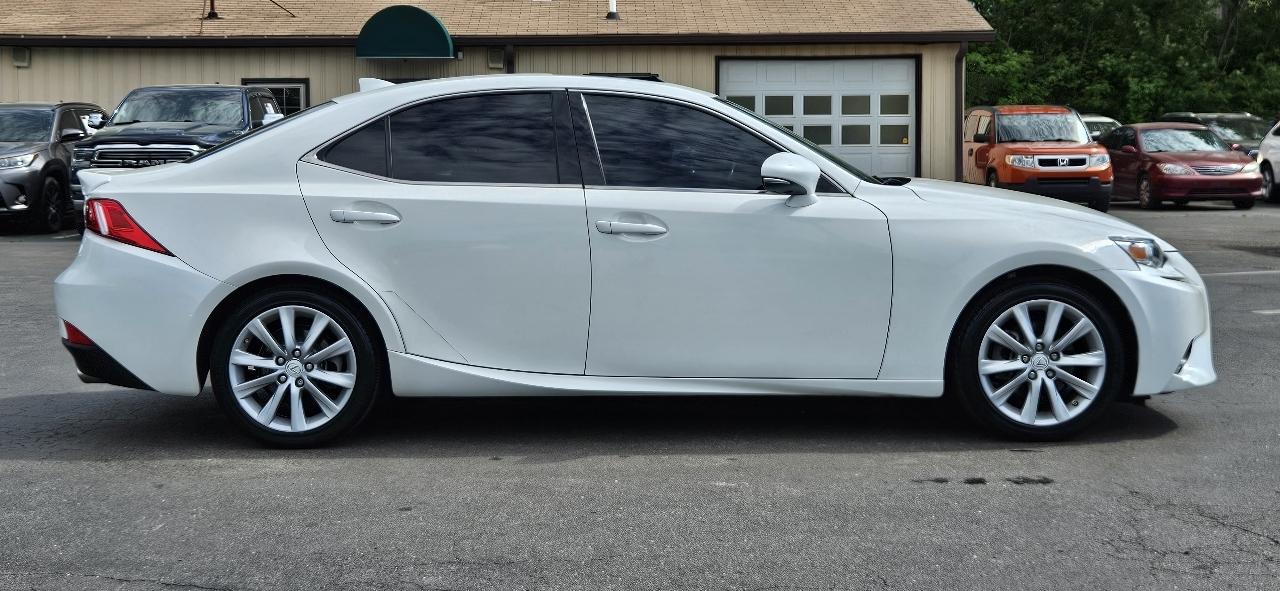 Lexus IS 250 4dr Sport Sdn RWD 2015
