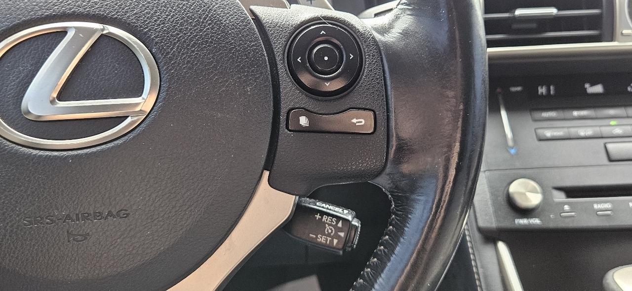 Lexus IS 250 4dr Sport Sdn RWD 2015