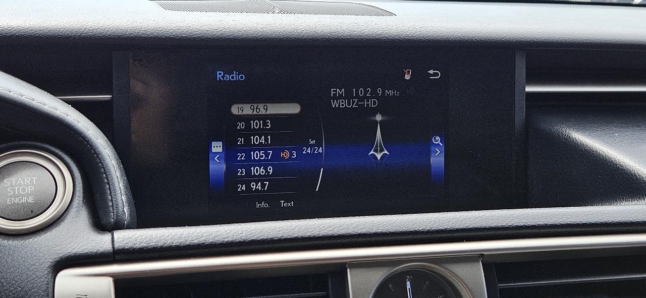 Lexus IS 250 4dr Sport Sdn RWD 2015