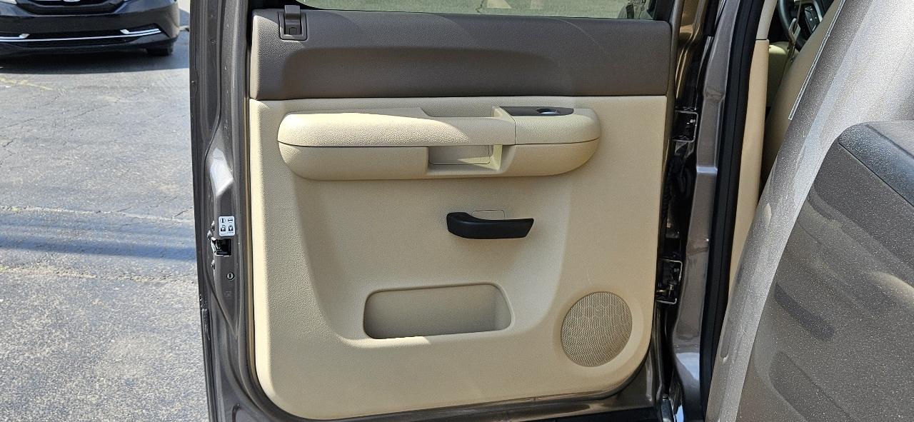 GMC Sierra 1500 4WD Crew Cab 143.5" SLE 2013