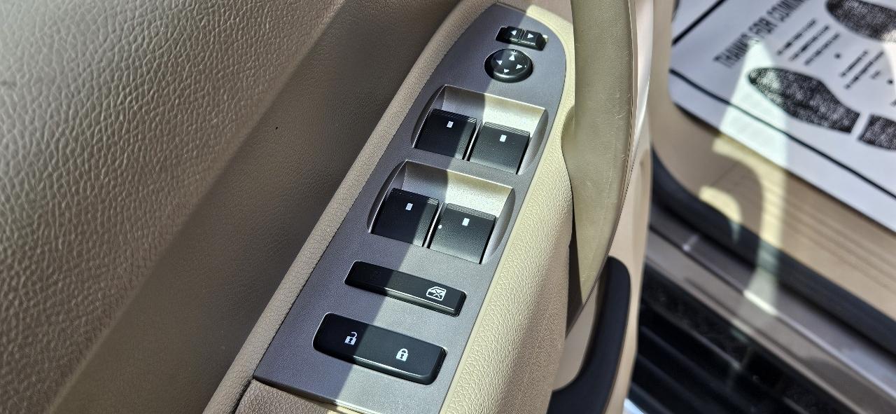 GMC Sierra 1500 4WD Crew Cab 143.5" SLE 2013