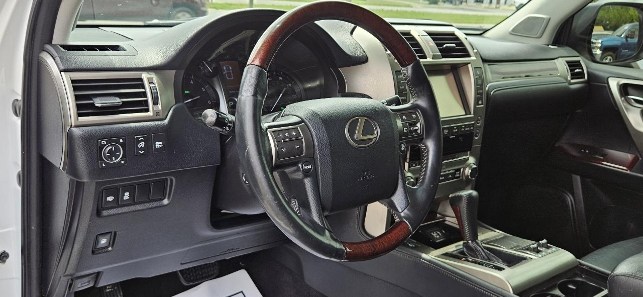 Lexus GX 460 4WD 4dr 2015