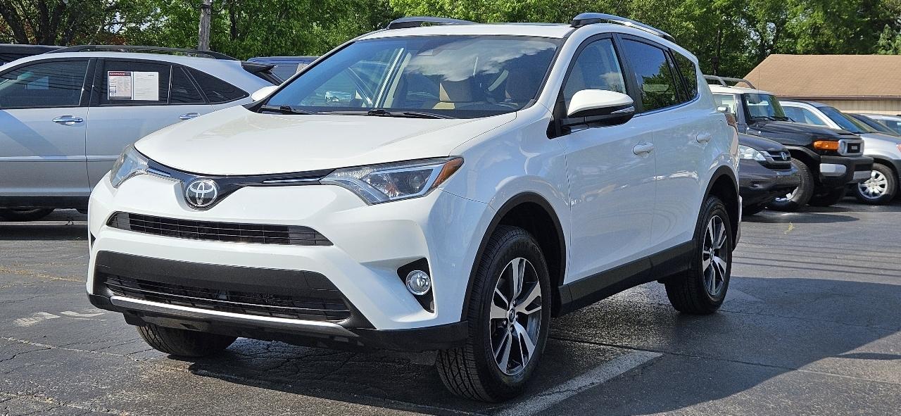 Toyota RAV4 XLE FWD (Natl) 2018