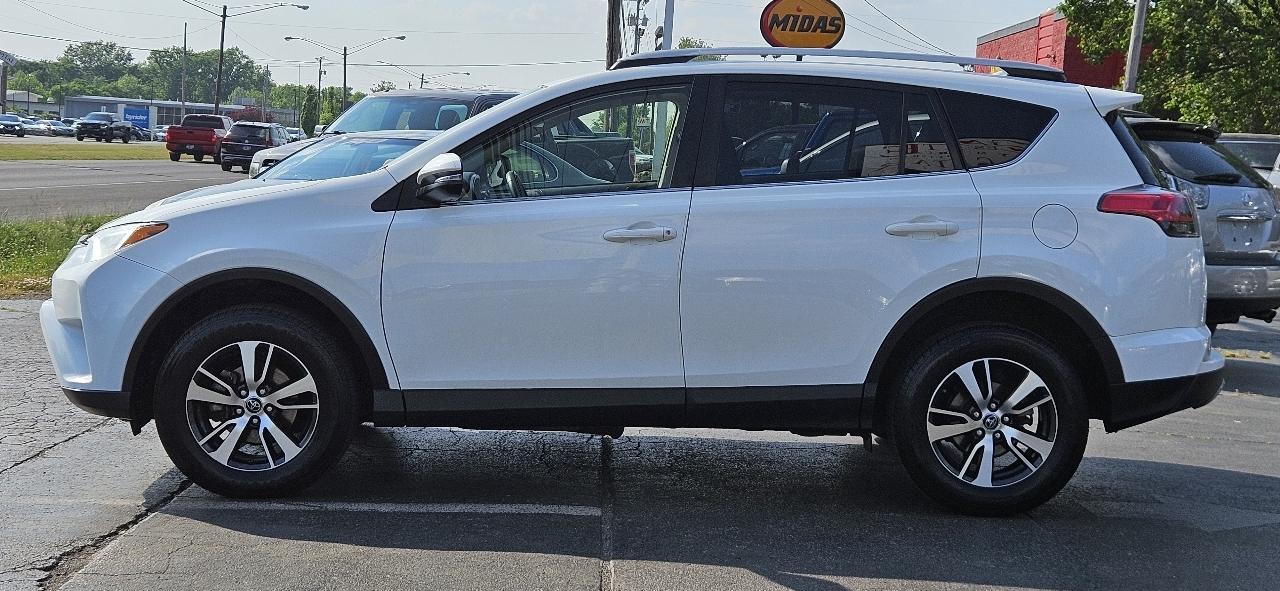 Toyota RAV4 XLE FWD (Natl) 2018