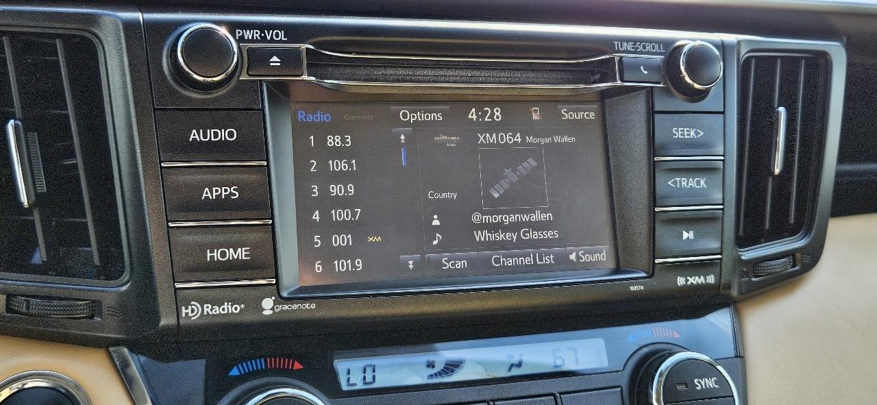 Toyota RAV4 XLE FWD (Natl) 2018