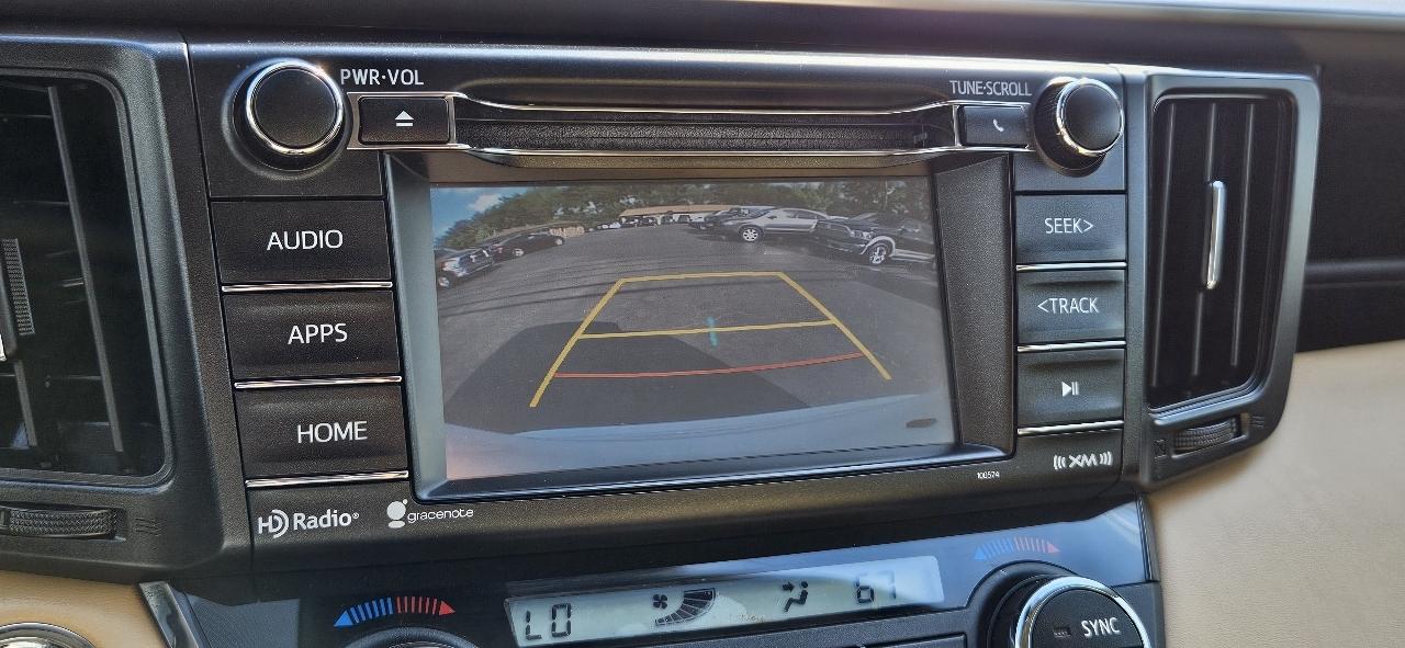 Toyota RAV4 XLE FWD (Natl) 2018