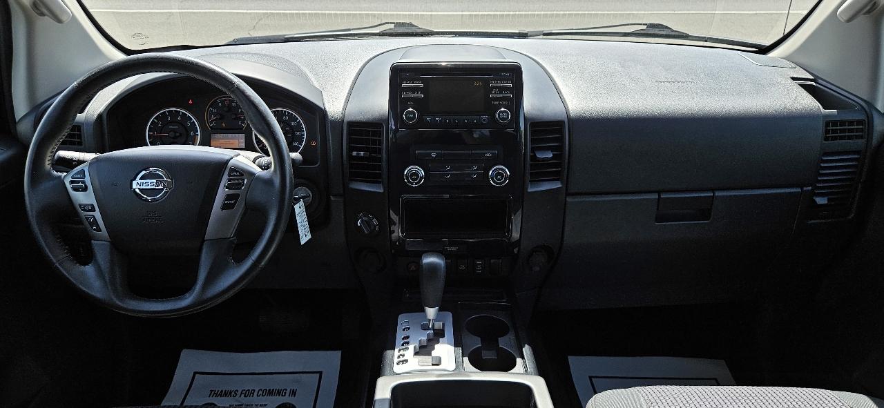 Nissan Titan 4WD King Cab SWB SV 2014