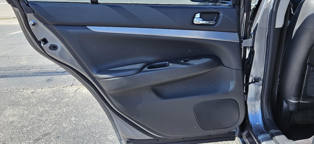 Infiniti G37 Journey 4D Sedan 2013