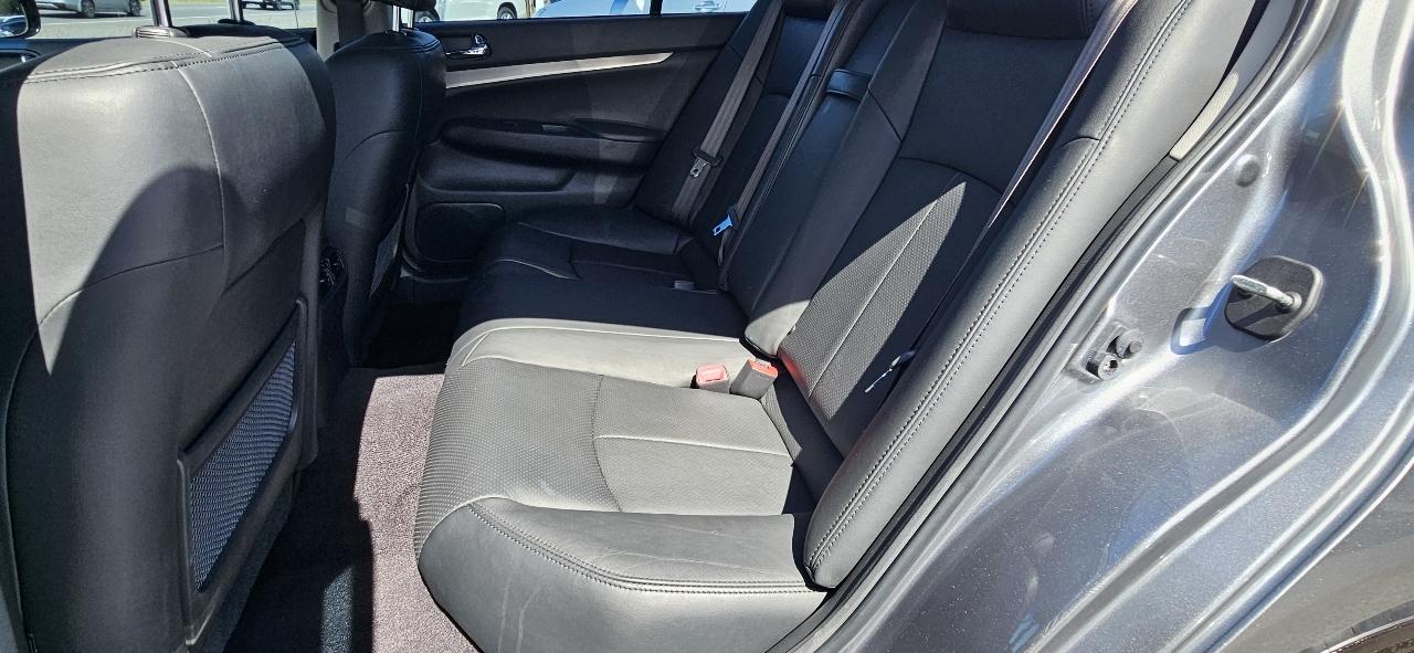 Infiniti G37 Journey 4D Sedan 2013