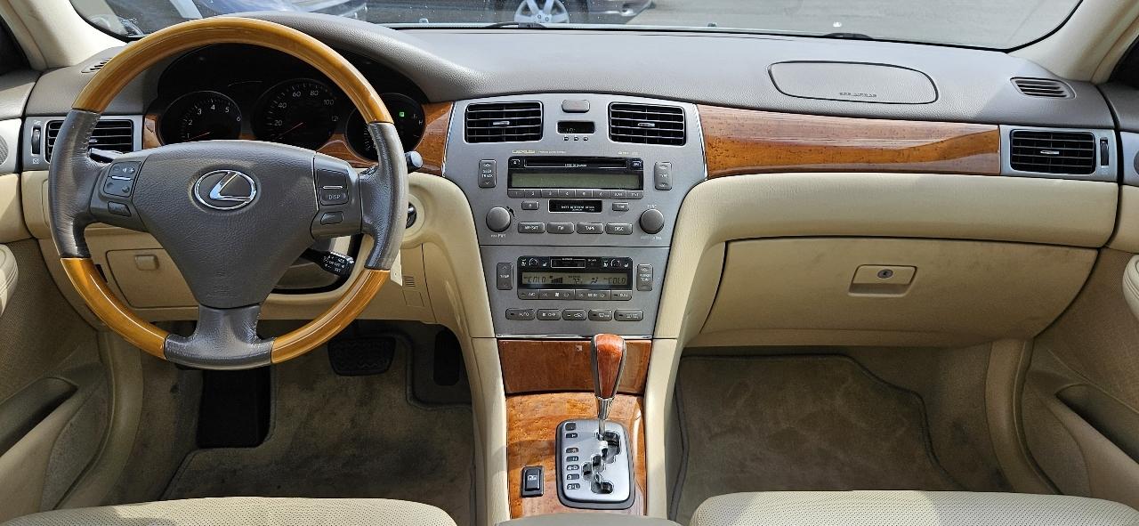 Lexus ES 330 4D Sedan 2005