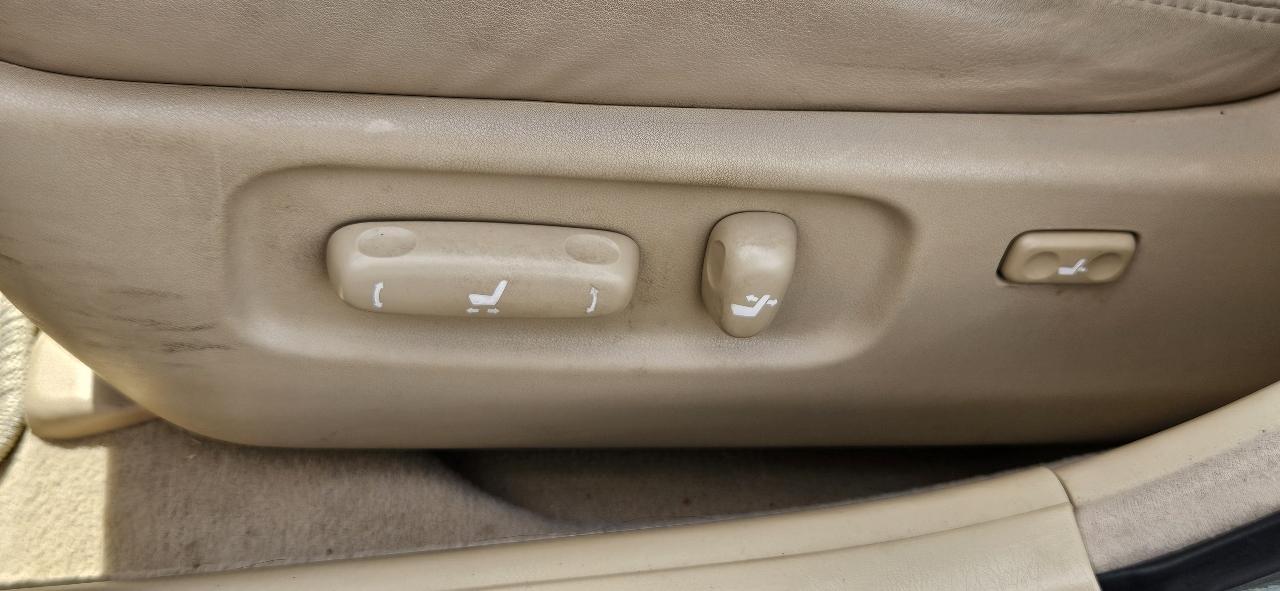 Lexus ES 330 4D Sedan 2005