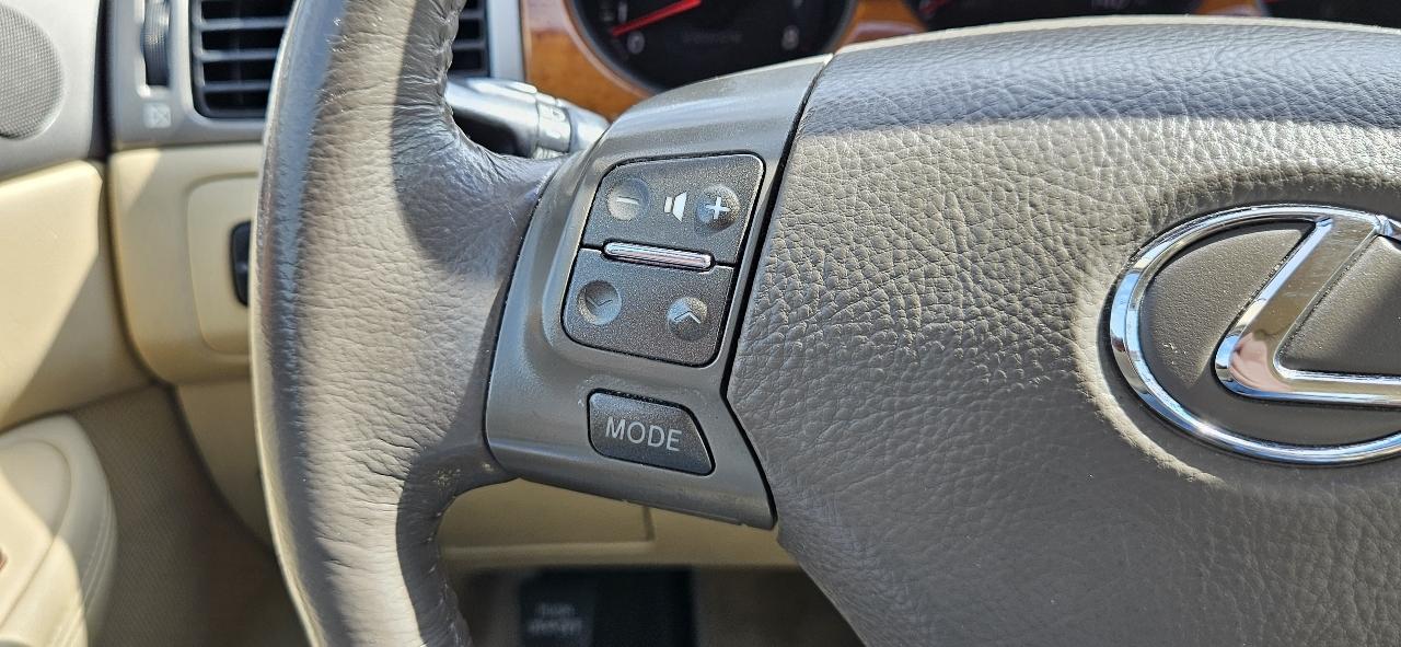 Lexus ES 330 4D Sedan 2005