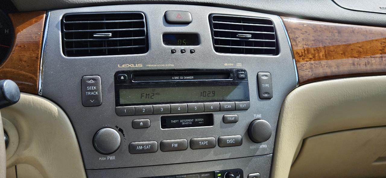 Lexus ES 330 4D Sedan 2005