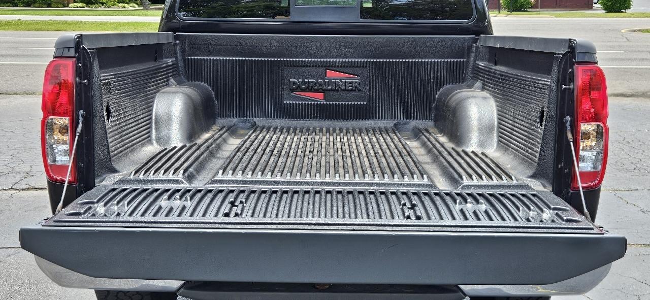 Nissan Frontier 2017.5 Crew Cab 4x4 SV V6 Auto 2017