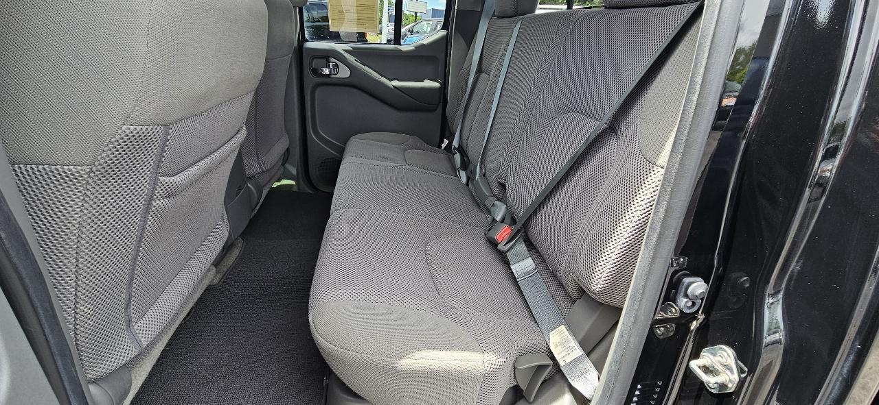 Nissan Frontier 2017.5 Crew Cab 4x4 SV V6 Auto 2017