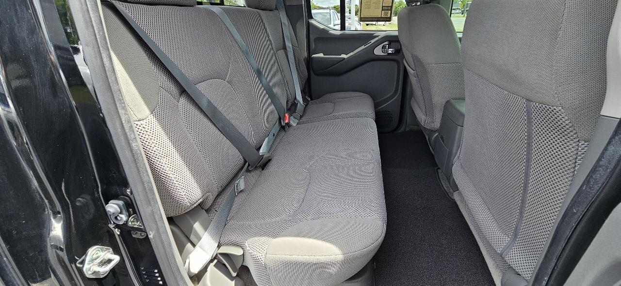 Nissan Frontier 2017.5 Crew Cab 4x4 SV V6 Auto 2017