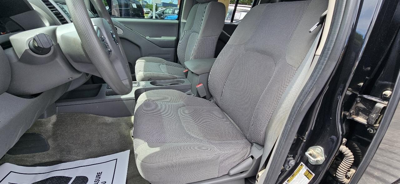 Nissan Frontier 2017.5 Crew Cab 4x4 SV V6 Auto 2017