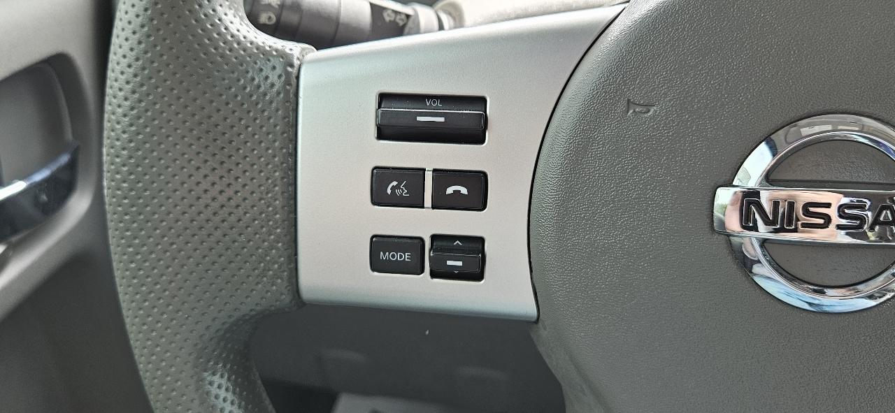 Nissan Frontier 2017.5 Crew Cab 4x4 SV V6 Auto 2017