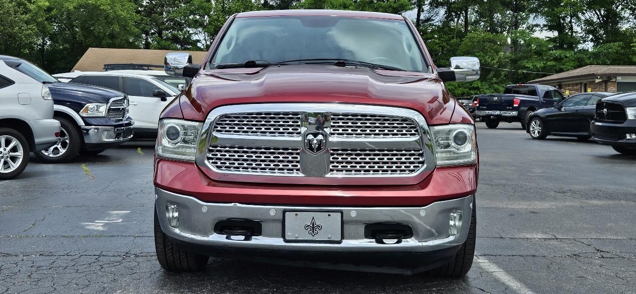 RAM 1500 4WD Crew Cab 140.5" Laramie 2015