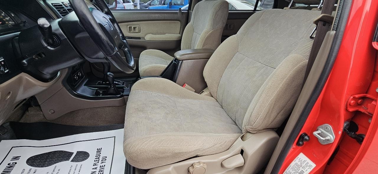 Toyota 4Runner 4dr SR5 3.4L Auto 4WD 2000