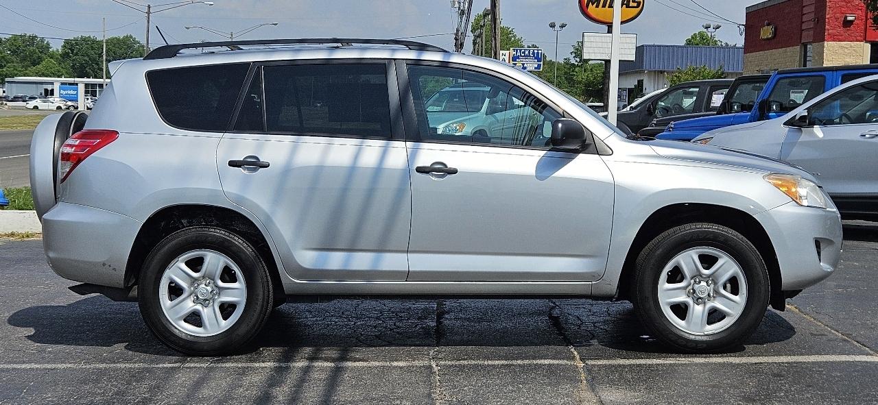 Toyota RAV4 4WD 4dr I4 (Natl) 2012