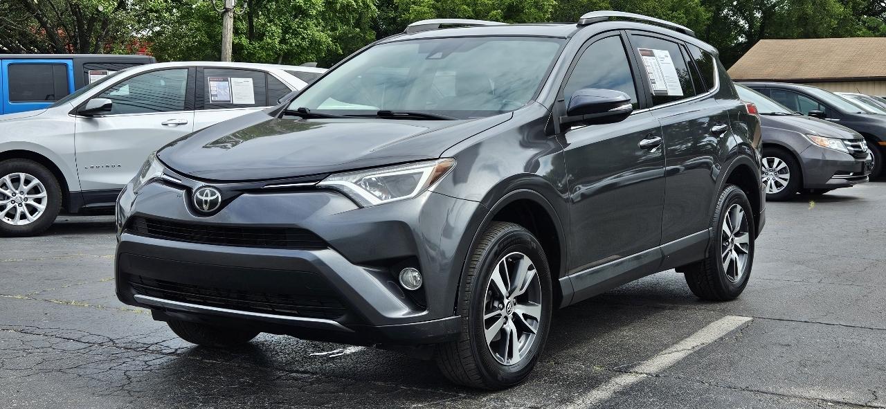 Toyota RAV4 XLE FWD (Natl) 2018