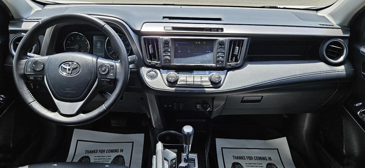 Toyota RAV4 Limited FWD (Natl) 2017