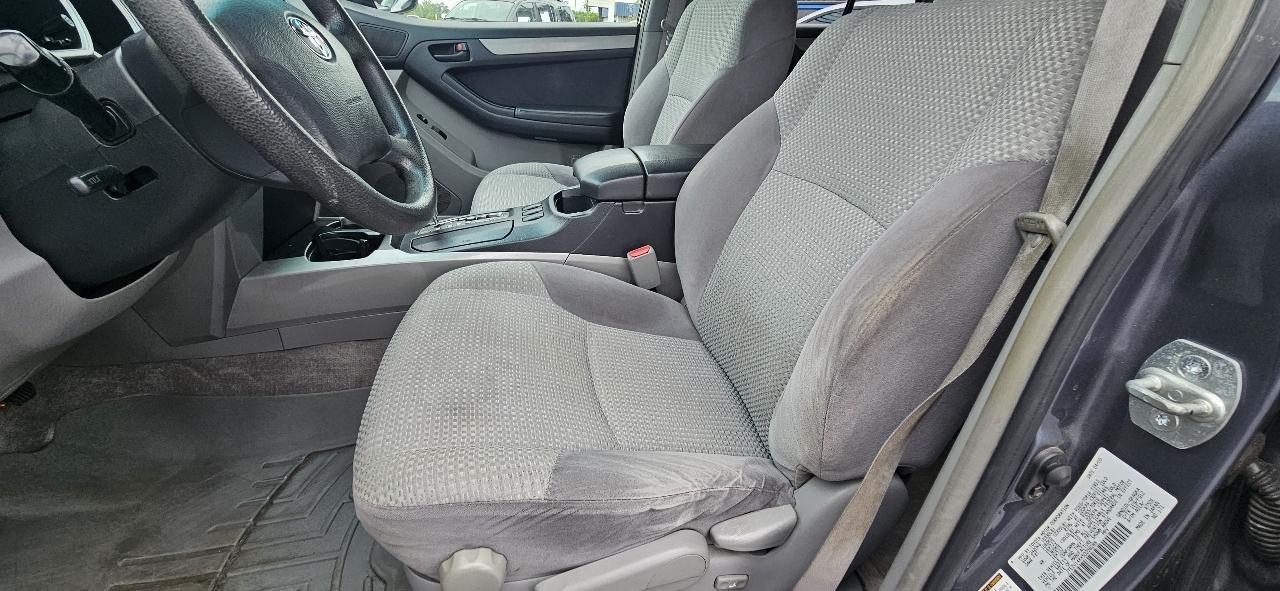 Toyota 4Runner 4dr SR5 V6 Auto (Natl) 2005