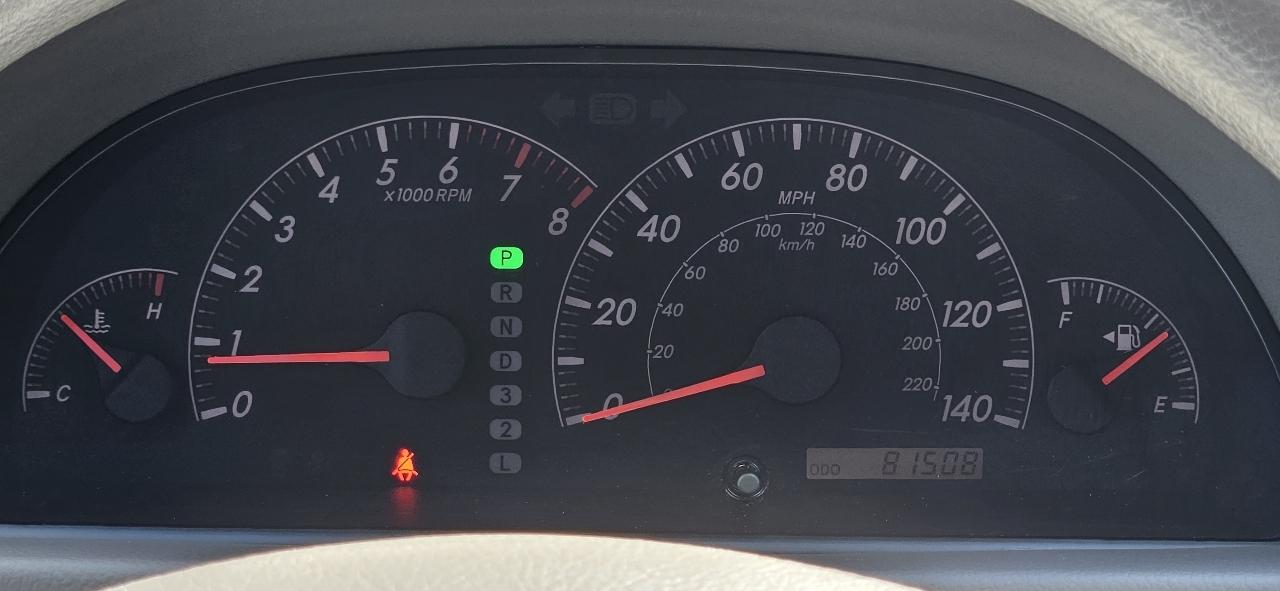 Toyota Camry 4dr Sdn LE Auto (Natl) 2005