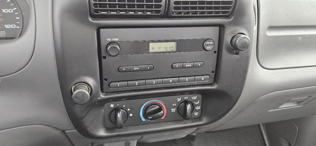 Ford Ranger Reg Cab 112" WB XLT 2006
