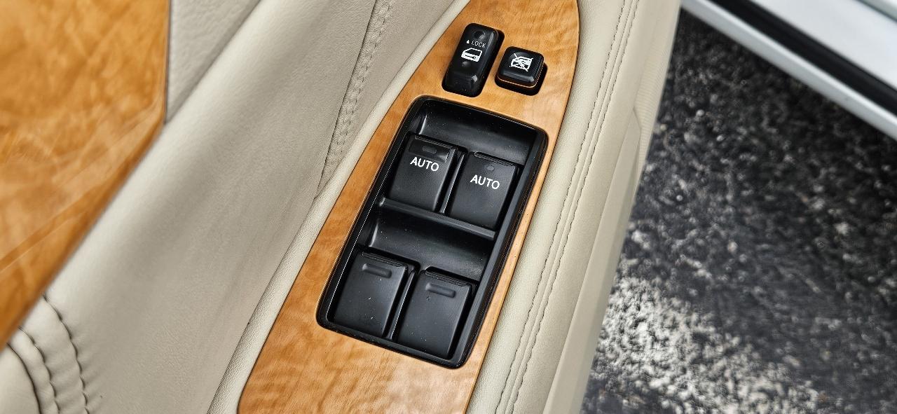 Toyota Avalon 4dr Sdn Limited (Natl) 2007