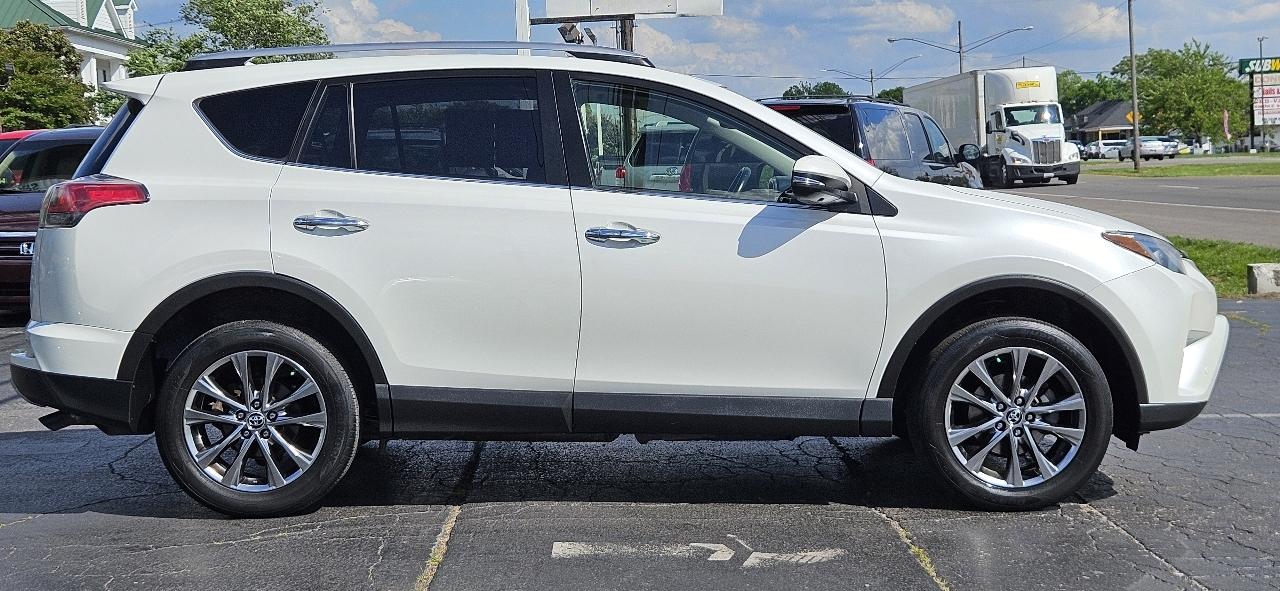 Toyota RAV4 Limited AWD (Natl) 2018