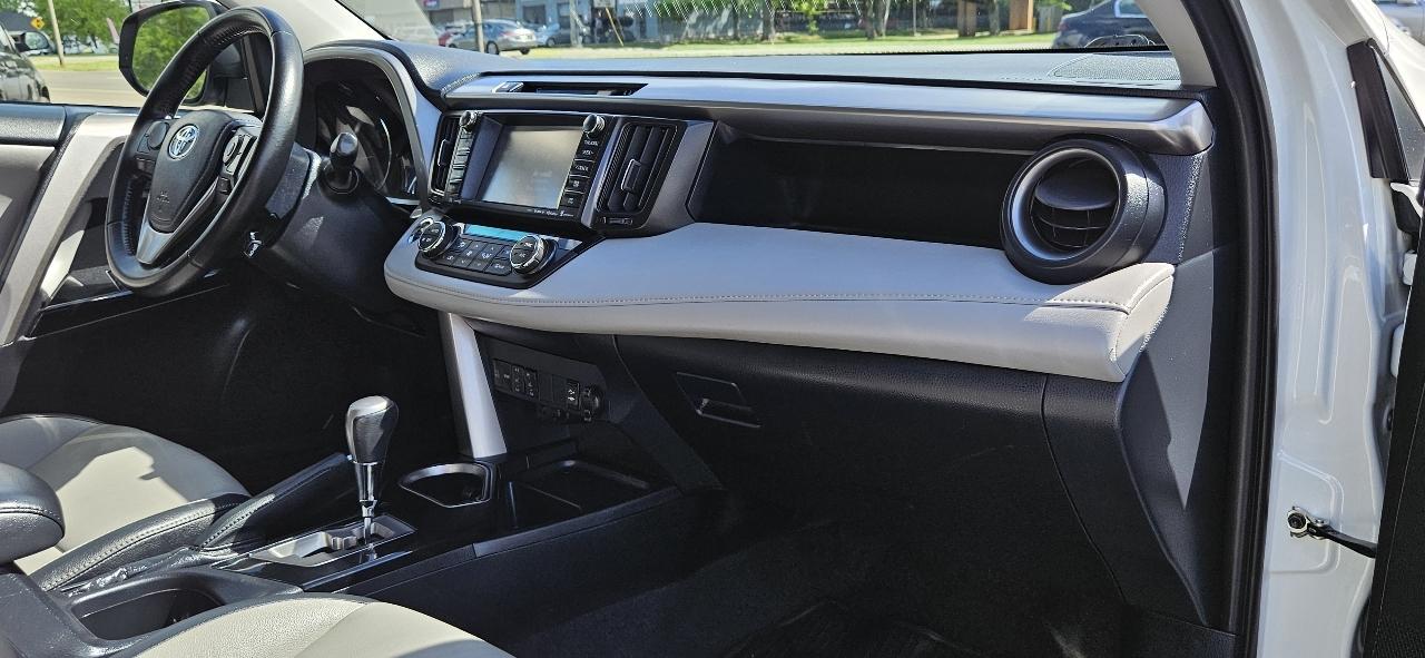 Toyota RAV4 Limited AWD (Natl) 2018