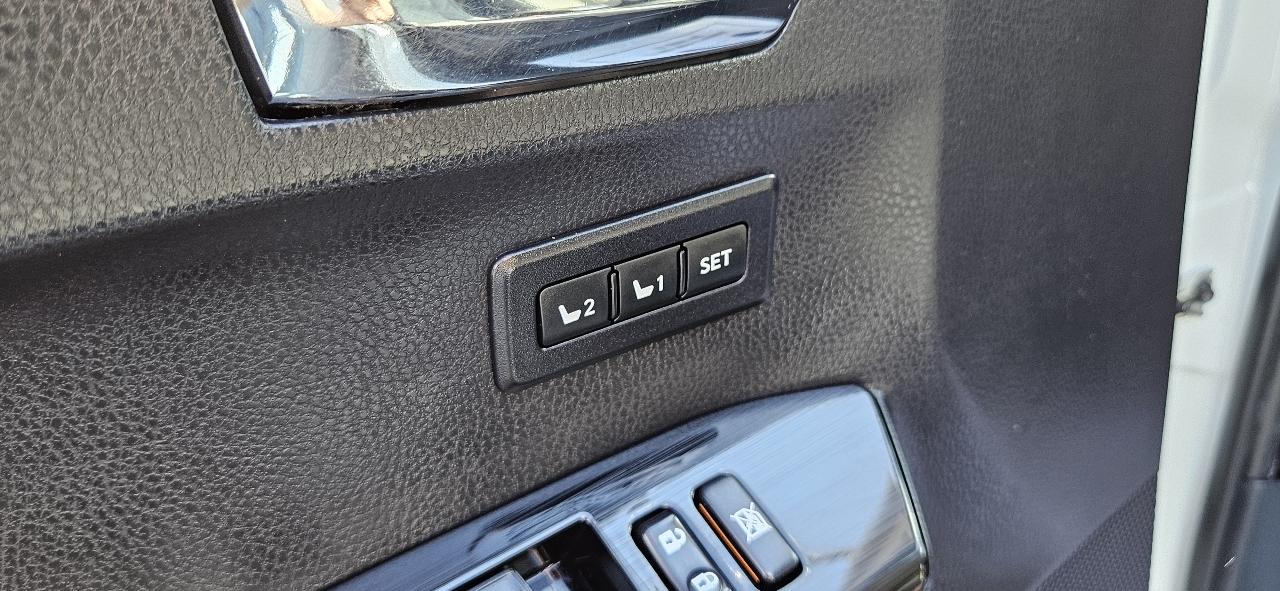 Toyota RAV4 Limited AWD (Natl) 2018